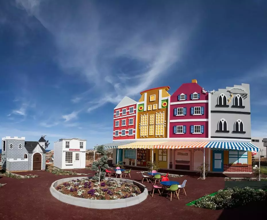 Elexus Hotel Resort and Spa and Casino